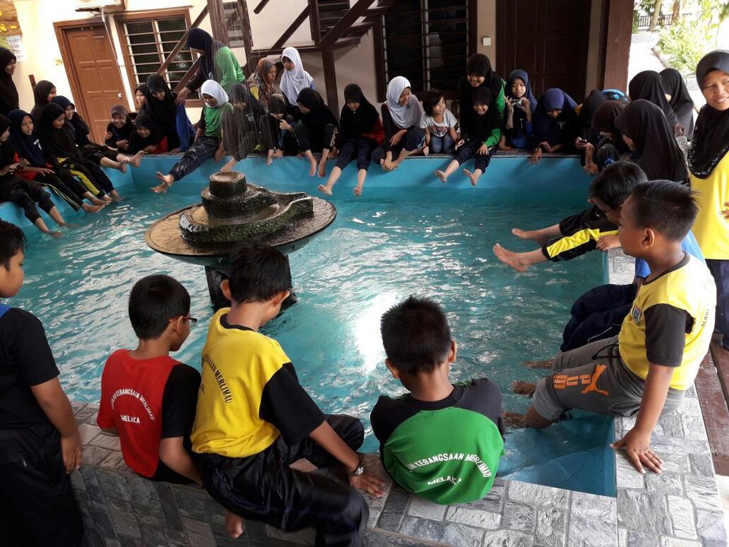 Hs Farm Waterpark Hotel Muar Exterior foto